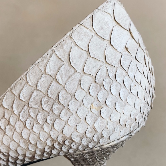 Stuart Weitzman "Nouveau" Python Pump - Picture 8 of 10